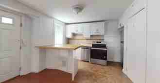 521 Green St #B - Photo 1 of 1