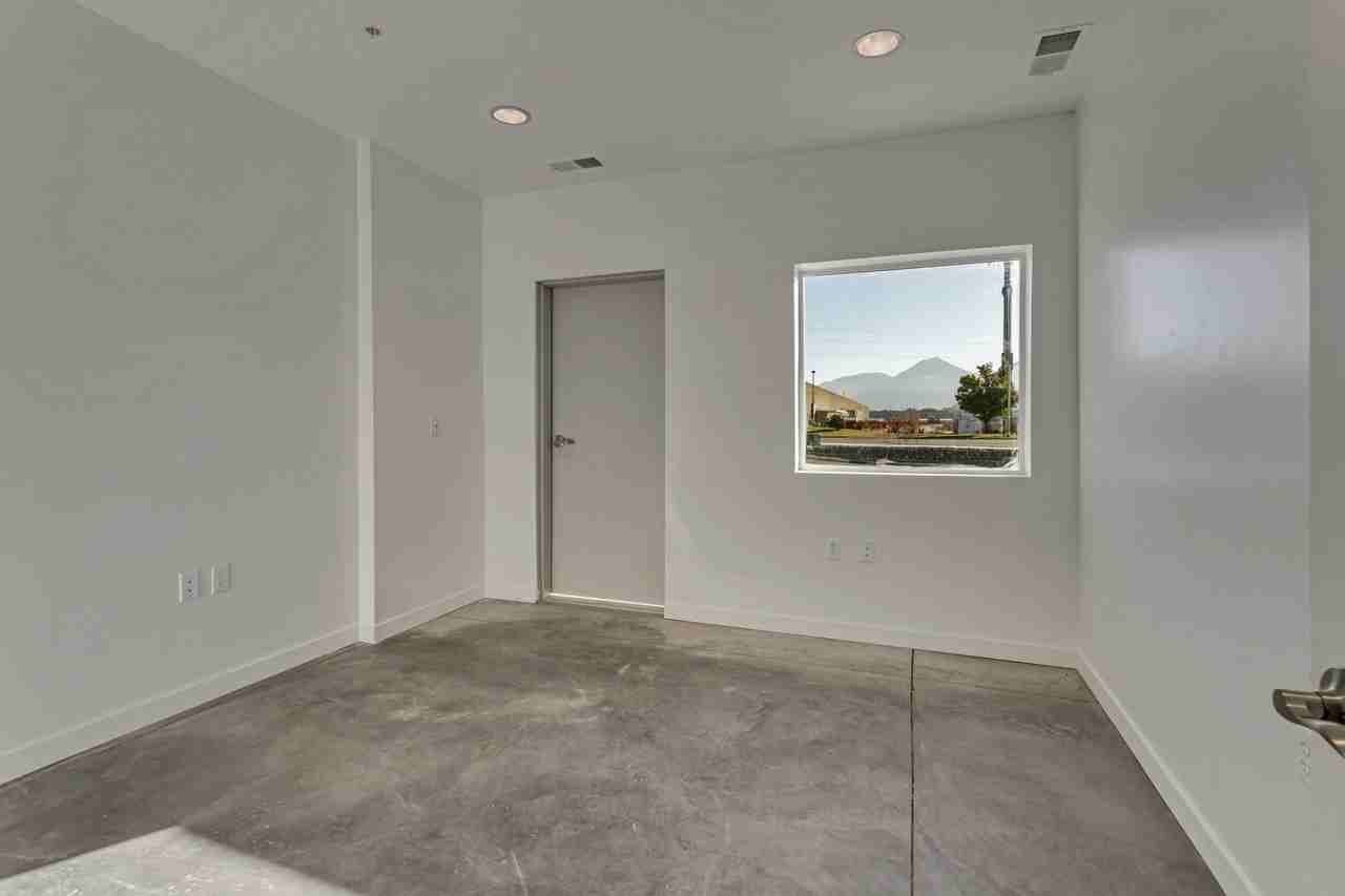 174 S American Way #7 - Photo 2 of 9