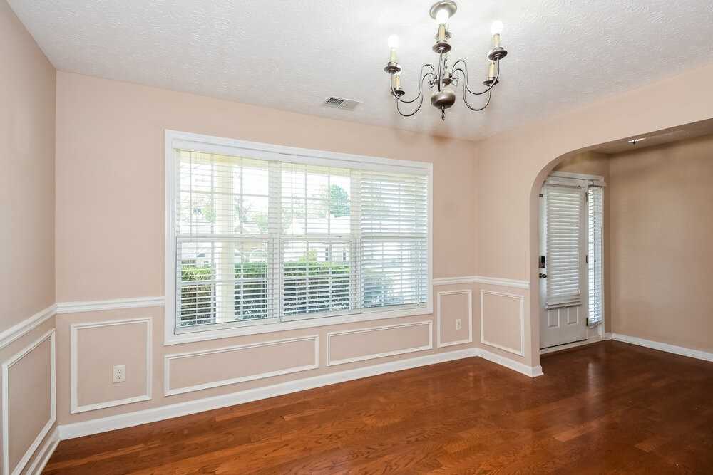 217 E Skyline Vw - Photo 7 of 17