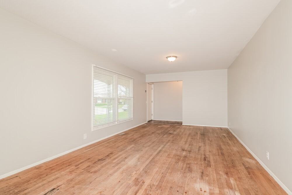 13 Cricket Ct - Photo 6 of 17