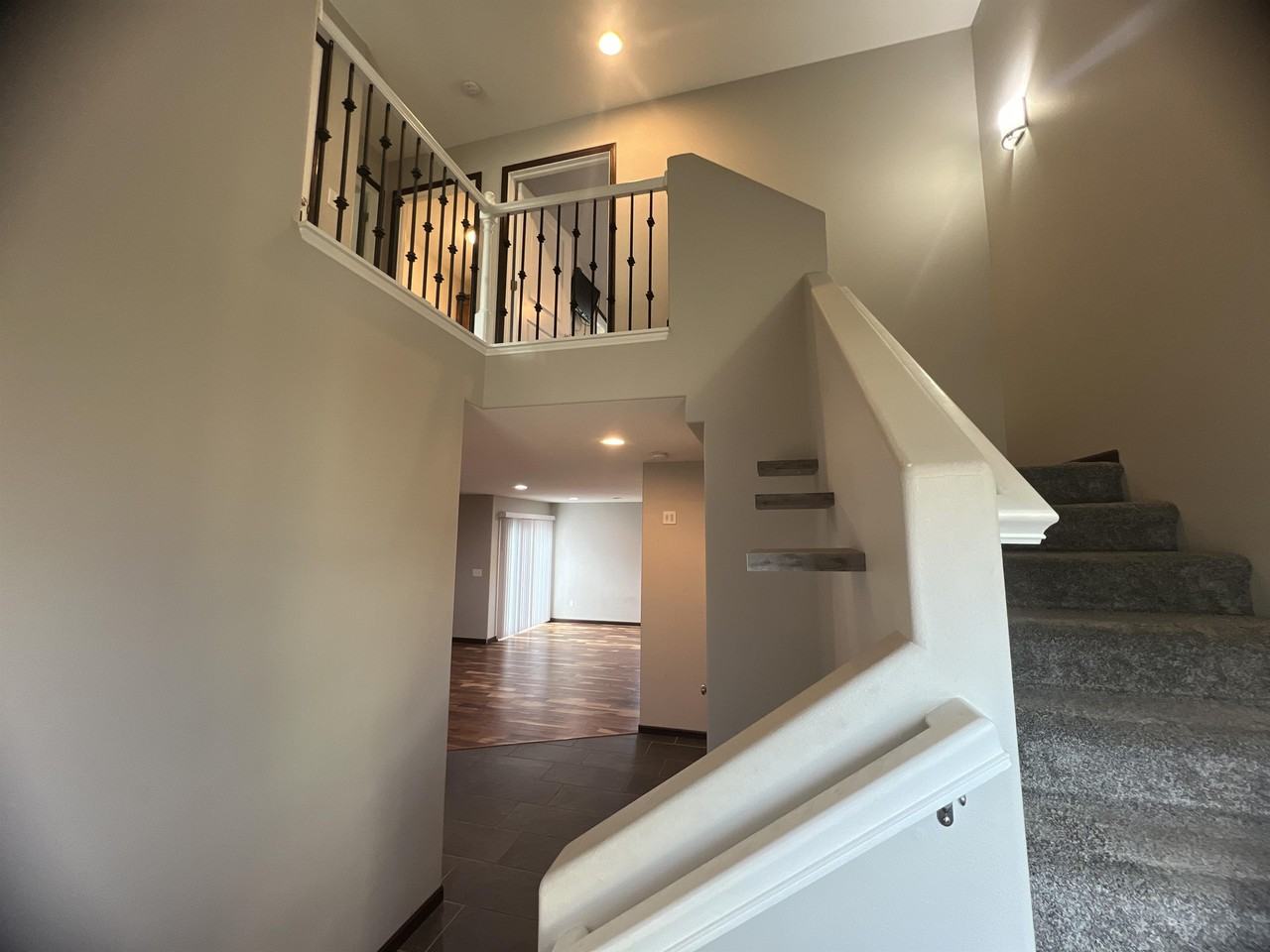 6305 Saulk Trl #1 - Photo 3 of 34