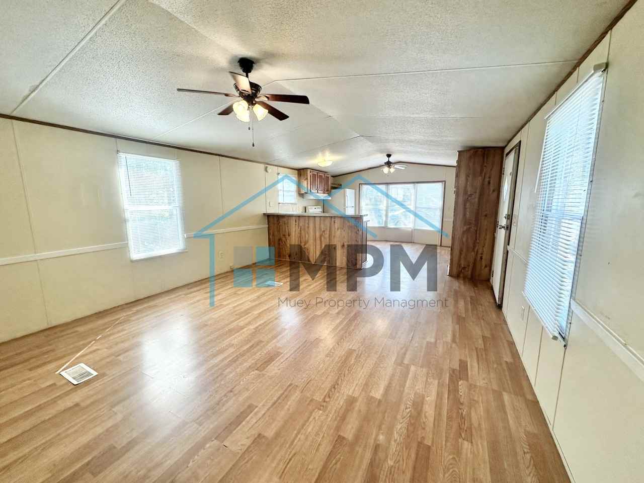 229 Lilac St #B - Photo 2 of 10