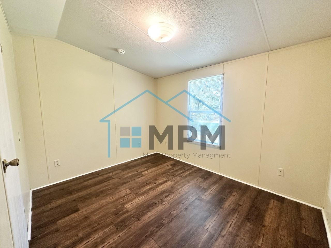 229 Lilac St #B - Photo 5 of 10