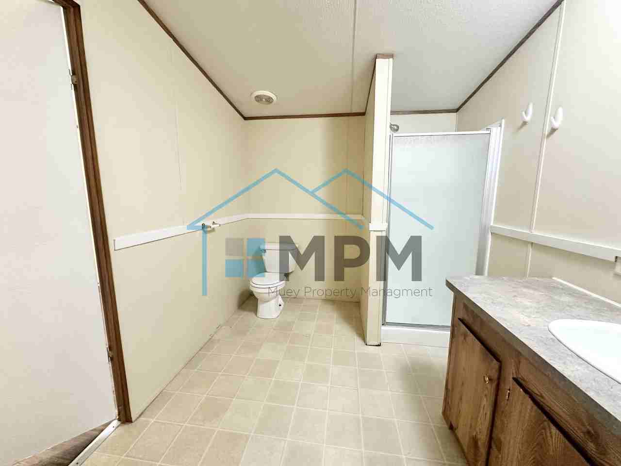 229 Lilac St #B - Photo 6 of 10