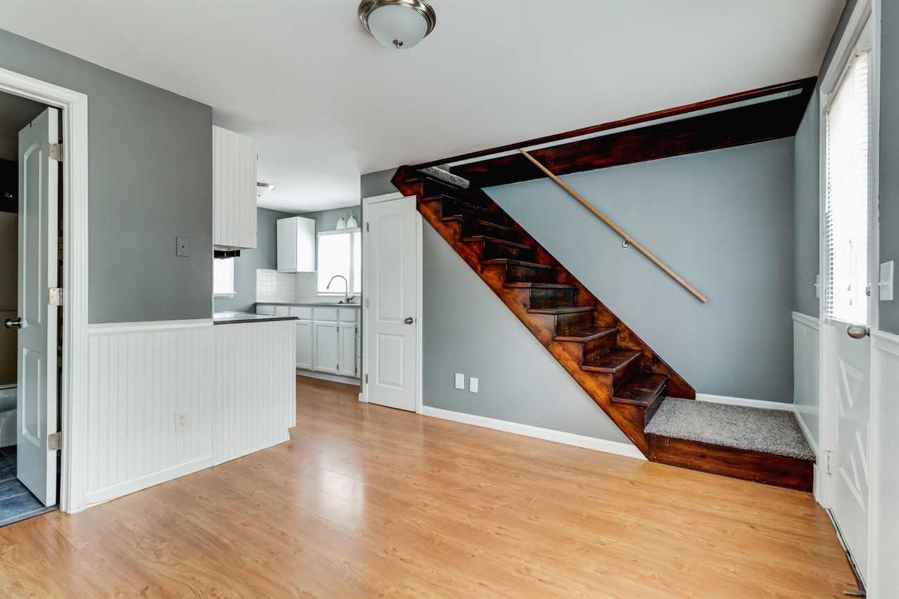 1112 Quincy St #1 - Photo 3 of 10