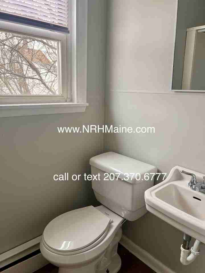 156 Holland St #5 - Photo 4 of 4