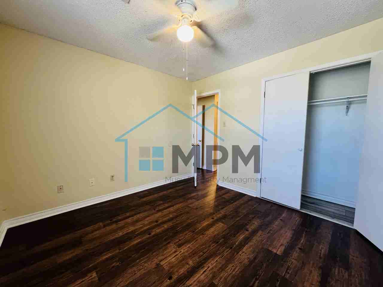 62 Colonial Dr #D - Photo 6 of 18