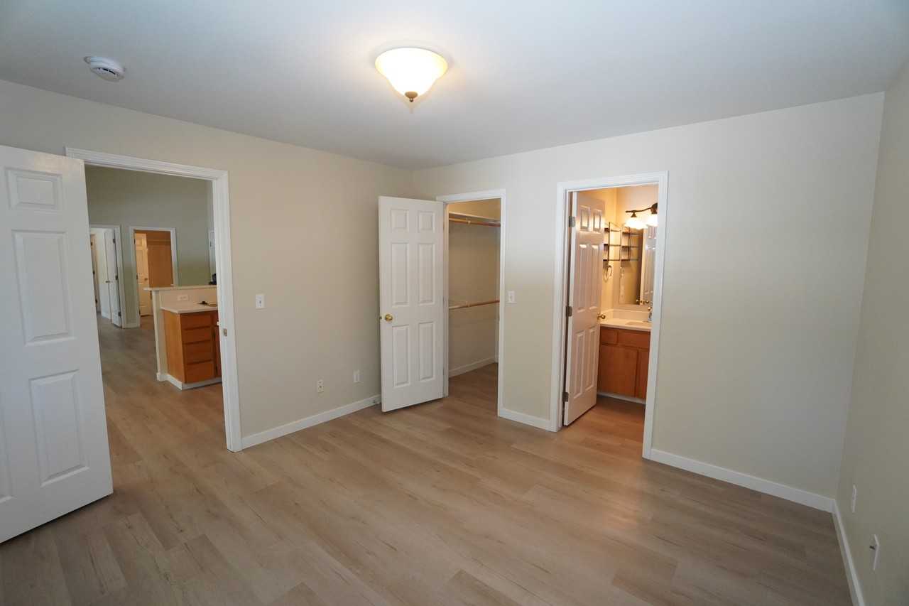 6589 W Lucky Ln #202 - Photo 7 of 39