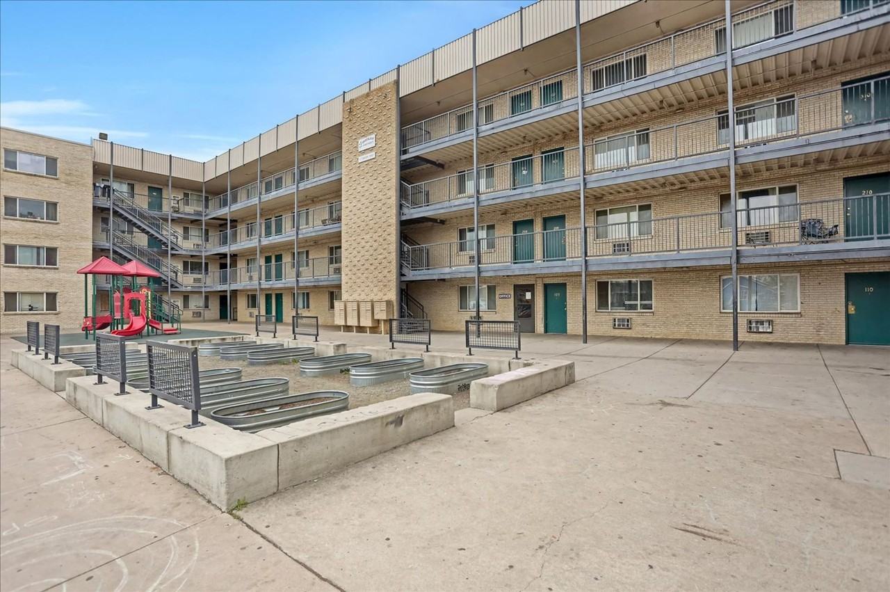 Section 8 Approved! Great location close to the city! - Photo 2 of 40