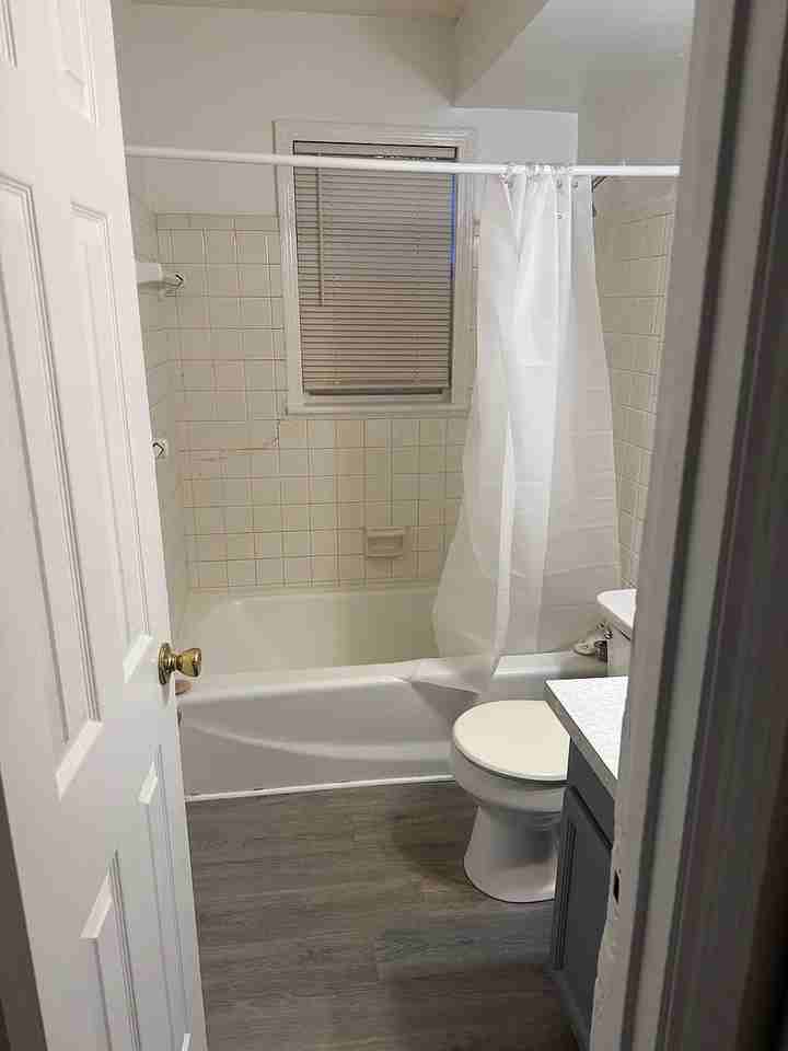 1940 Dunlap Ave - Photo 7 of 10