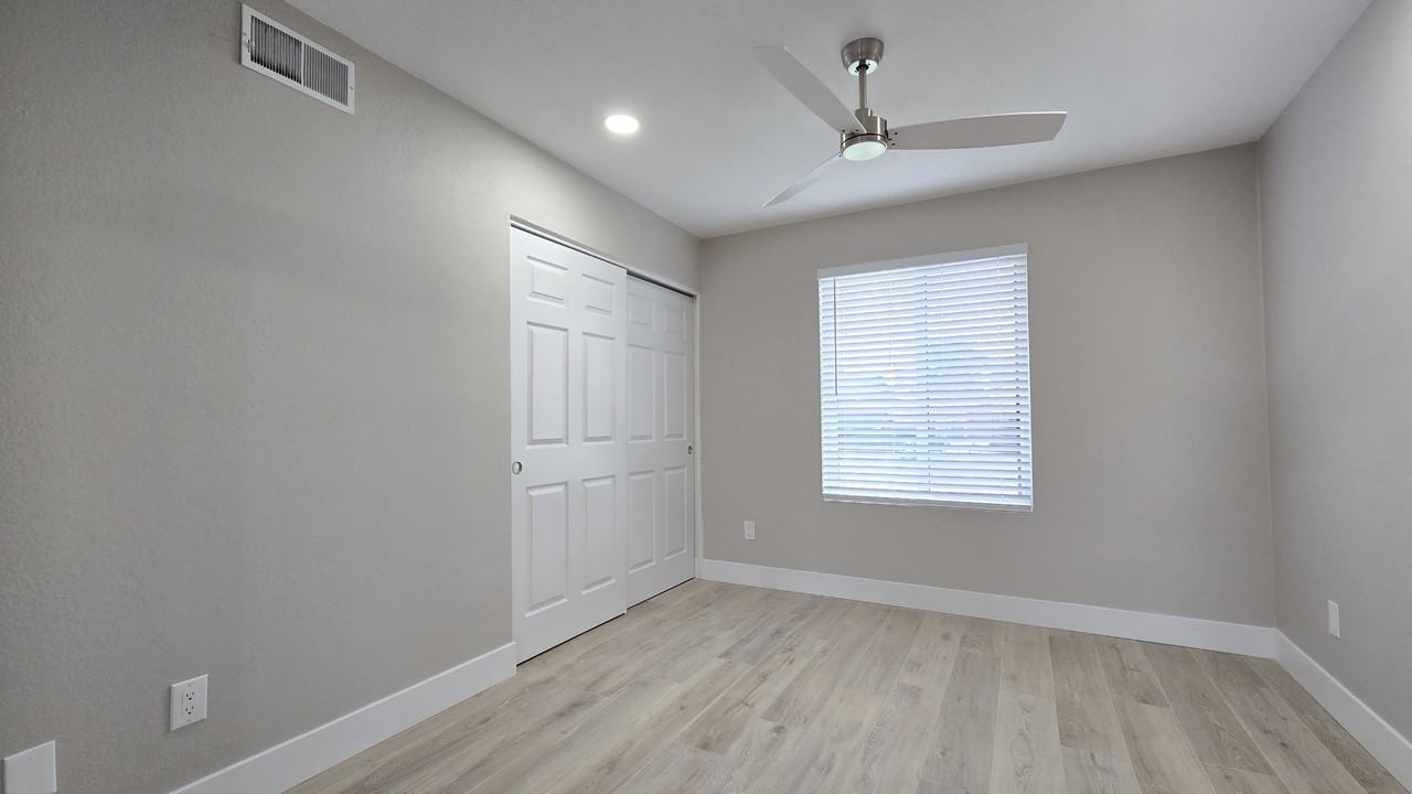 2334 W Stottler Dr #1 - Photo 3 of 15