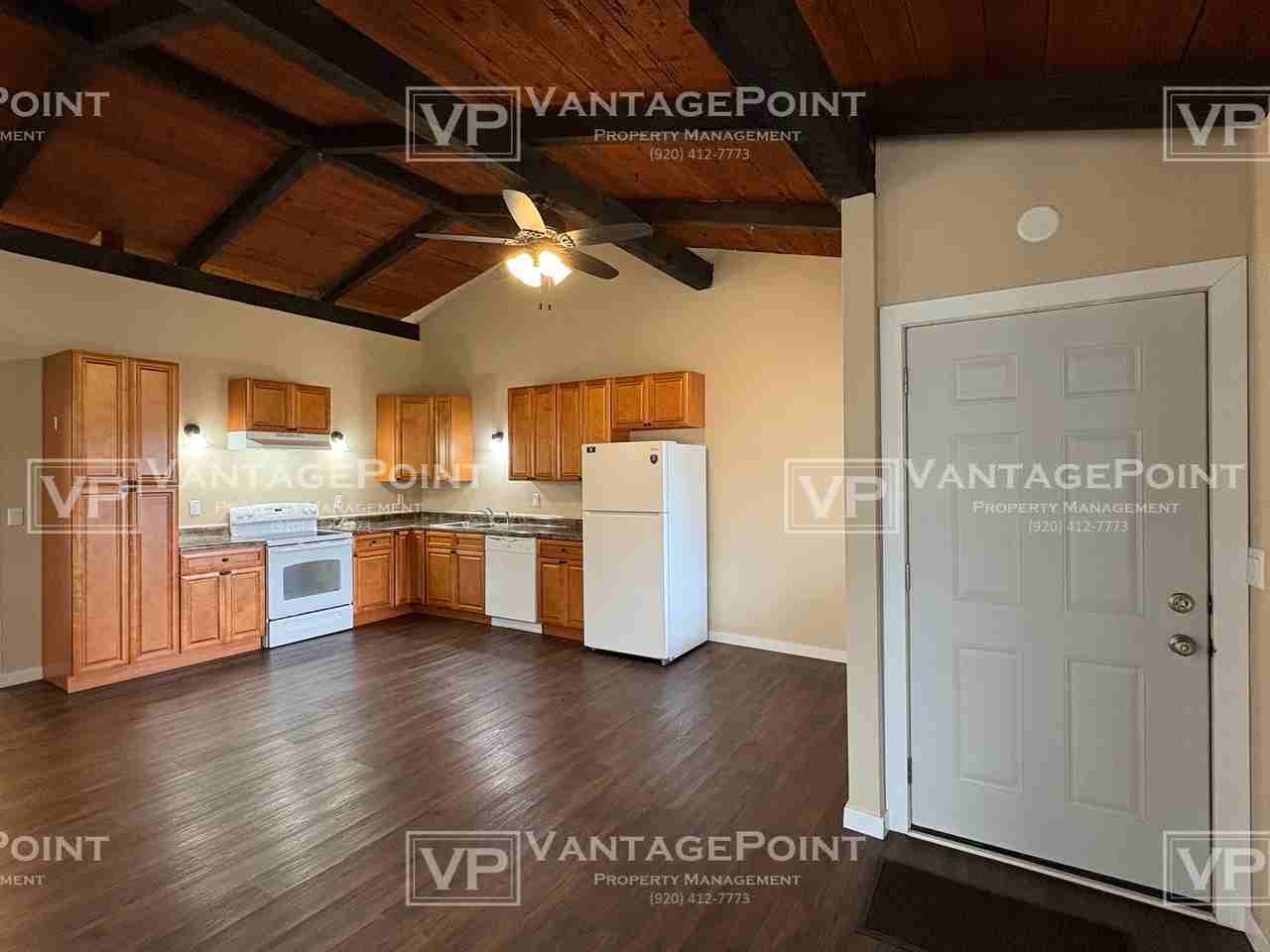 W7486 Wisconsin 54Unit A #A - Photo 3 of 14