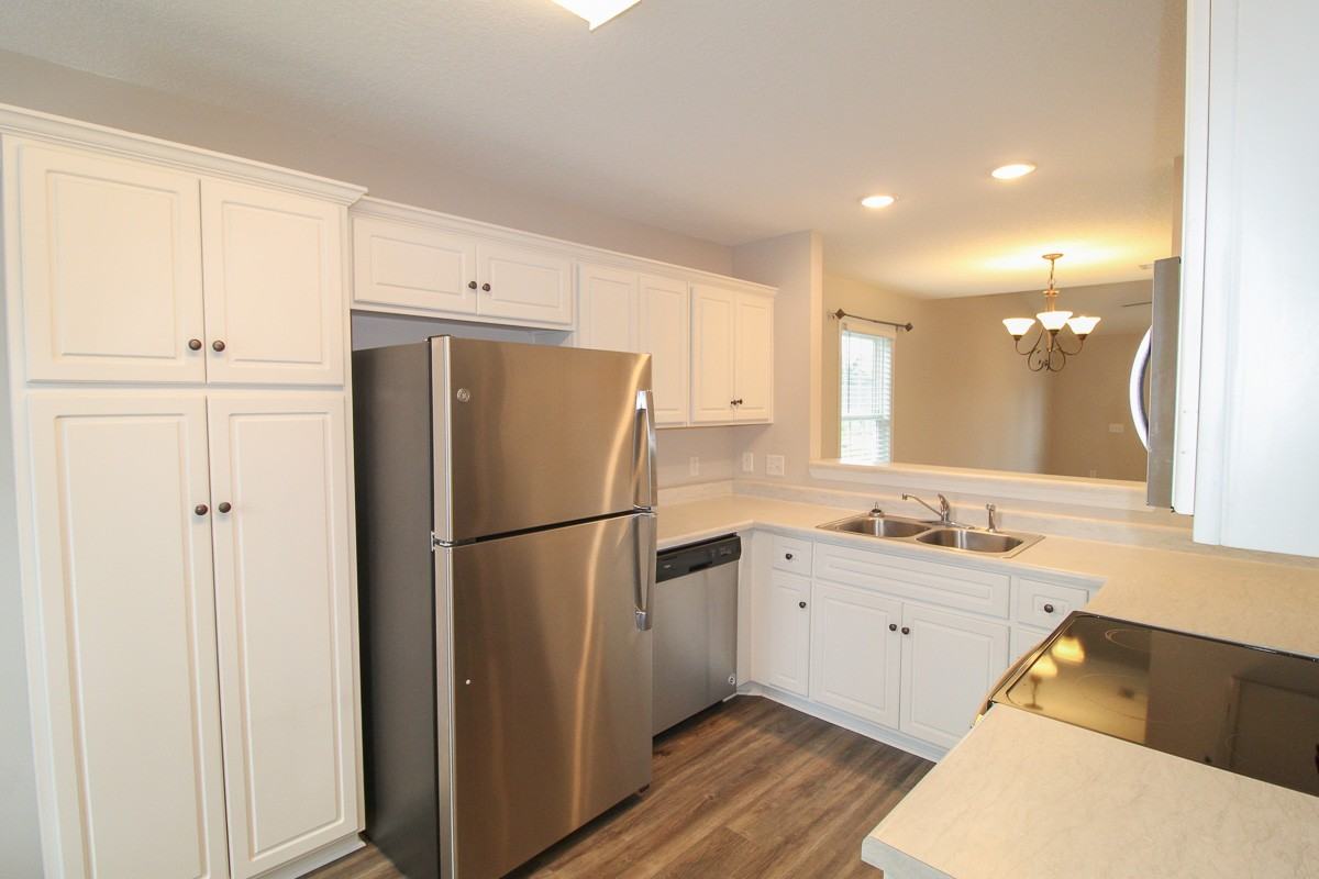 432 Andover Dr #1 - Photo 2 of 18