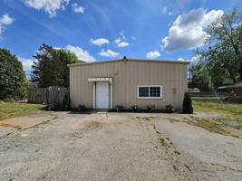 featured image of 1198 Holly Springs Rd #1