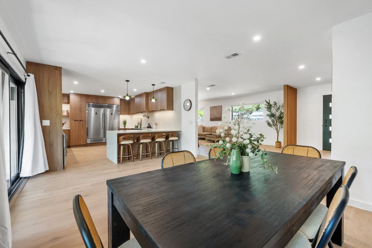 2607 Pembrook Trl #1 - Photo 5 of 21