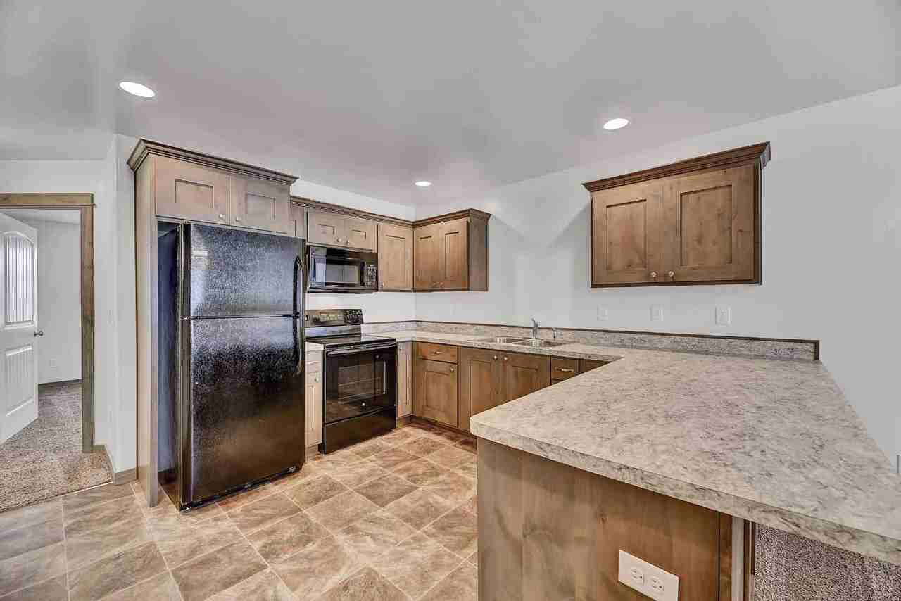 3225 Lark -4 #4 - Photo 3 of 12