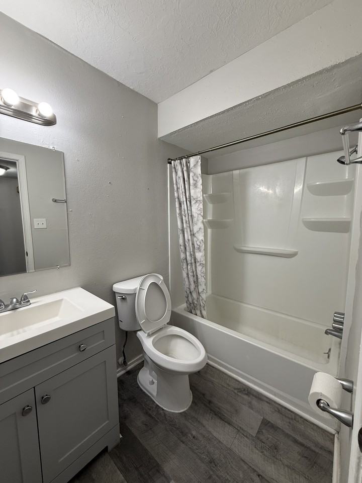 300 Whispering Sands Ct Se #A - Photo 7 of 15