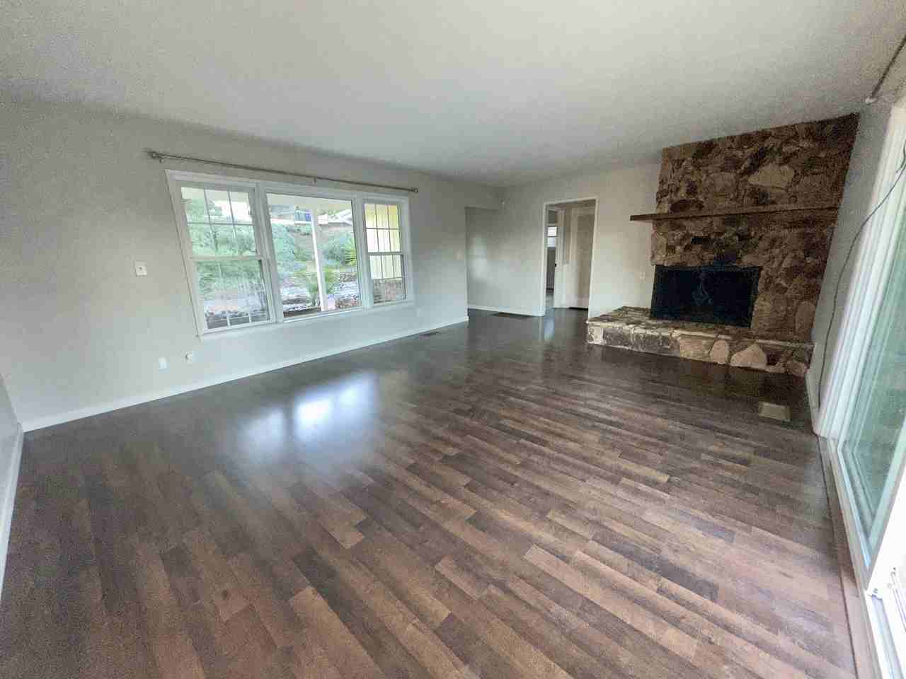 9071 Paradise Park Dr #1 - Photo 5 of 18