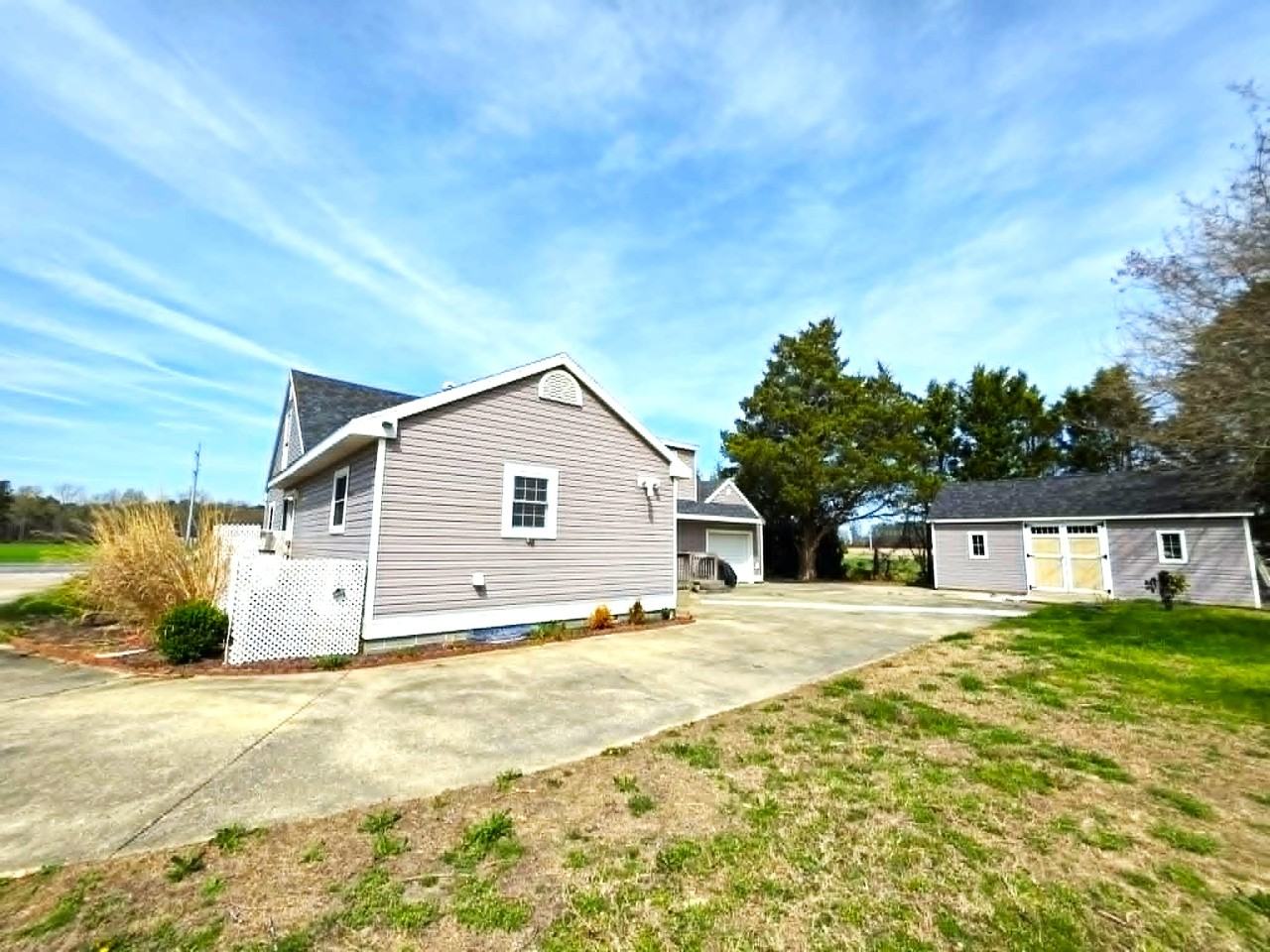 25711 Delmar Rd #1 - Photo 3 of 40