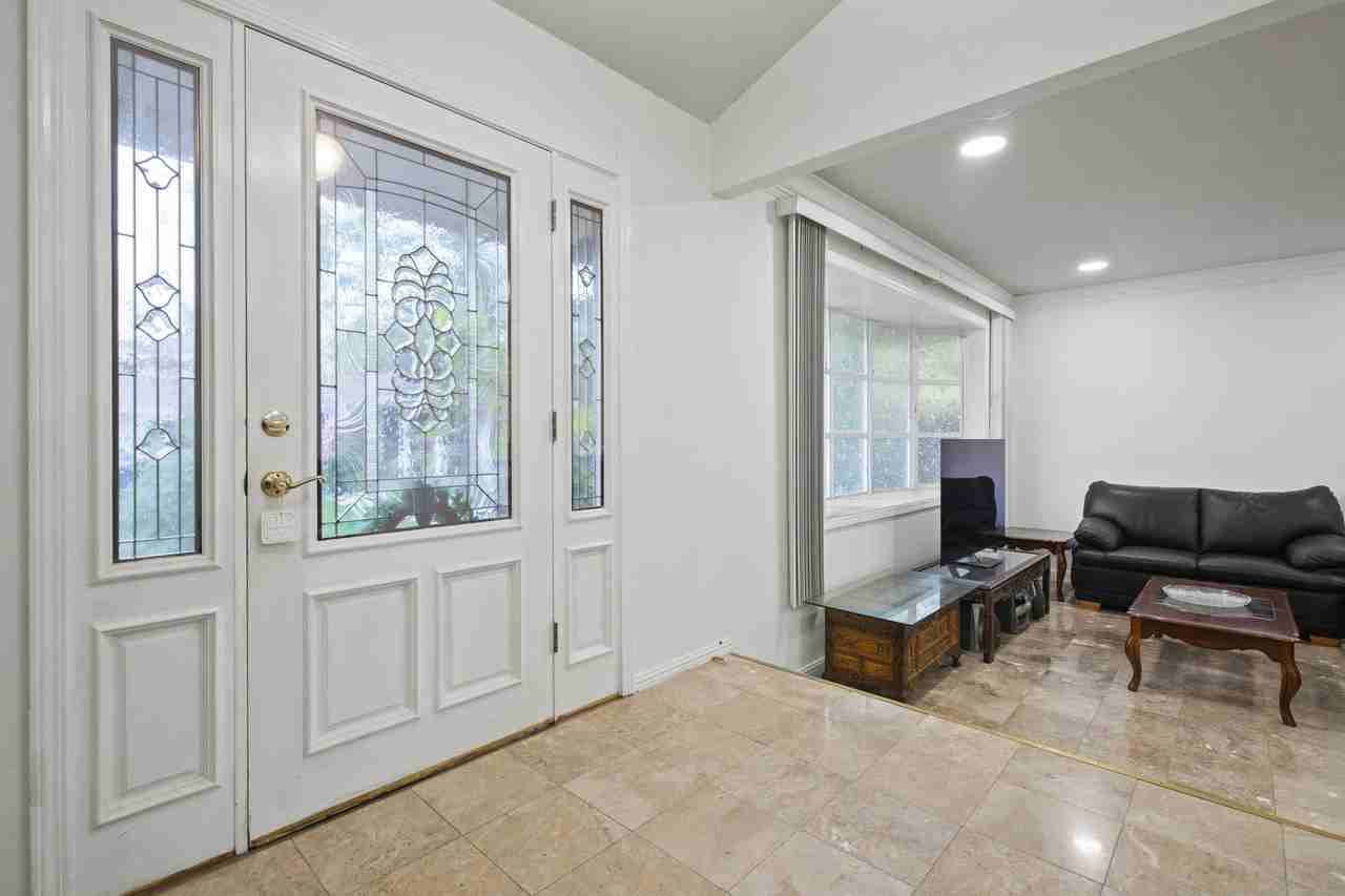 Burgess Ct #1 - Photo 3 of 20