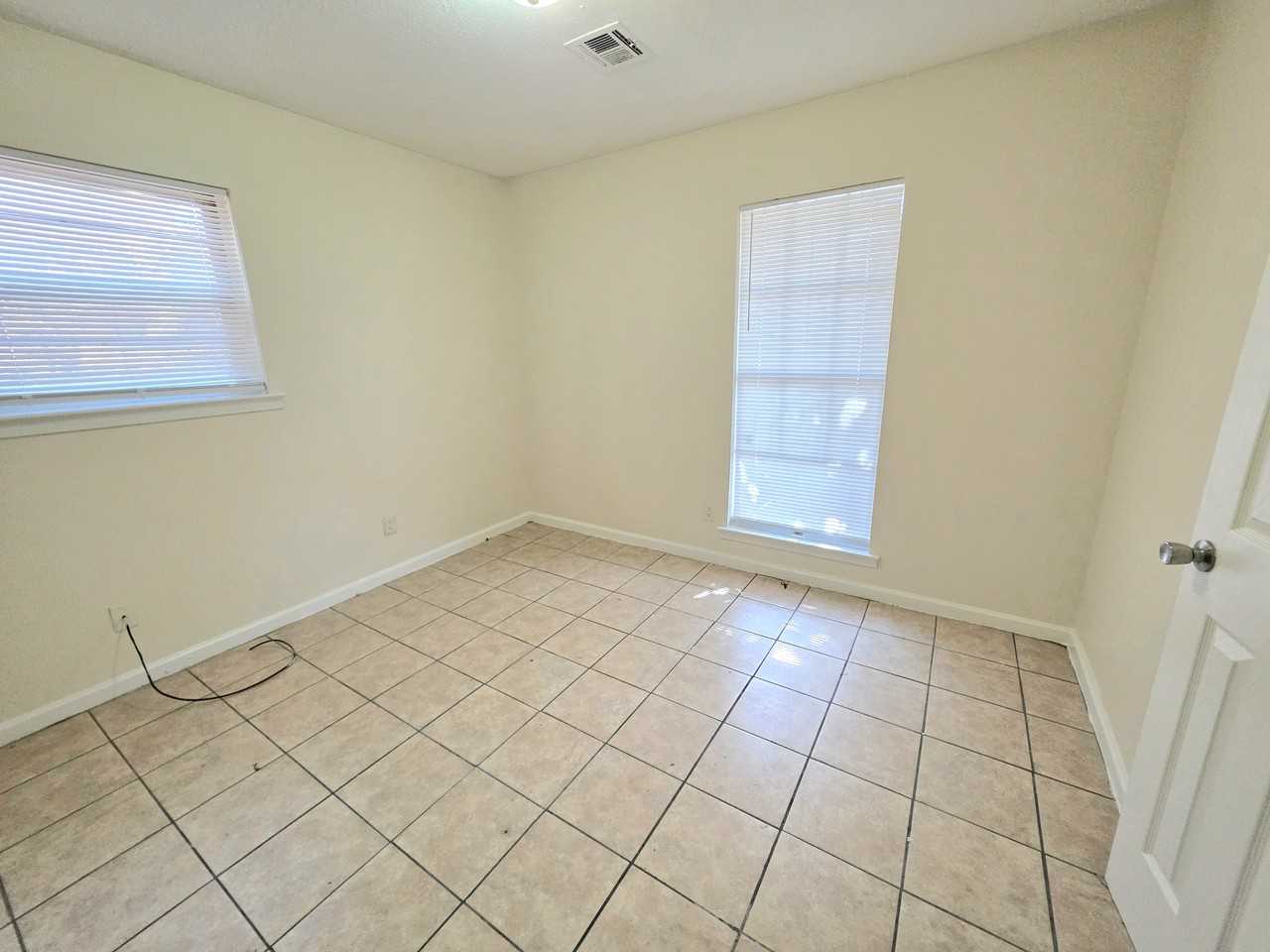 408 Briarbrook Drive204 #1 - Photo 7 of 21