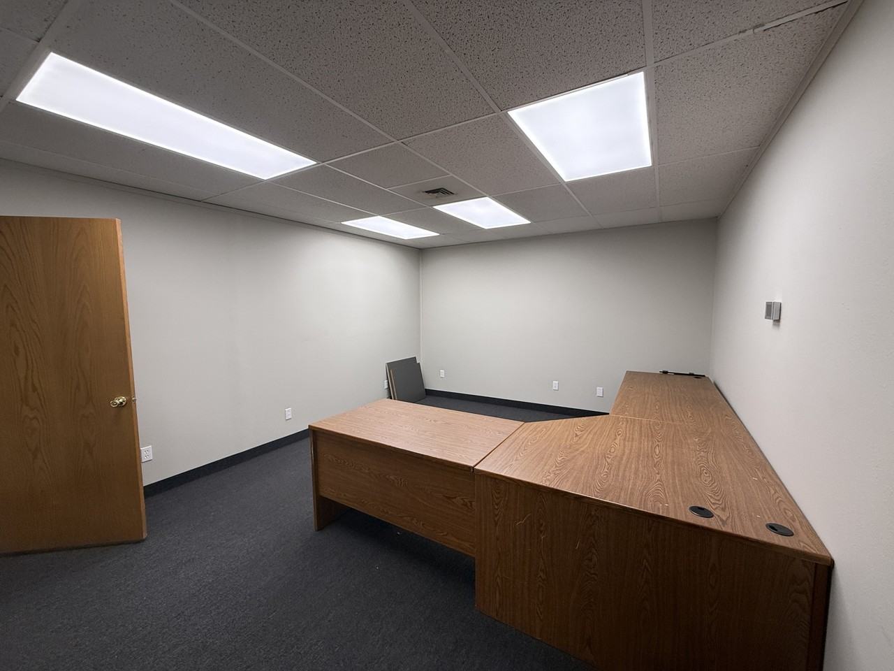 217 East Woodin Avenue - 2 F #2F - Photo 7 of 22