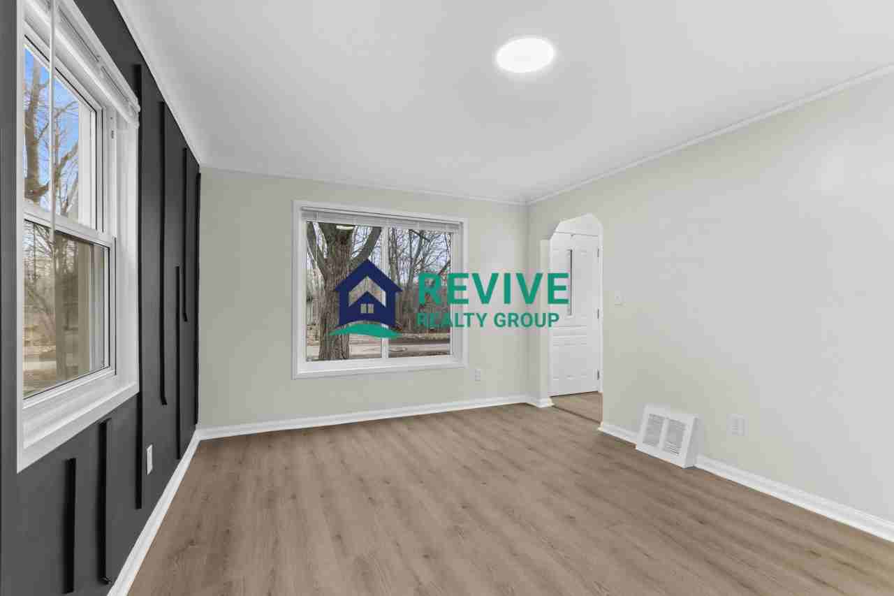 131 Doremus Ave #1 - Photo 2 of 19