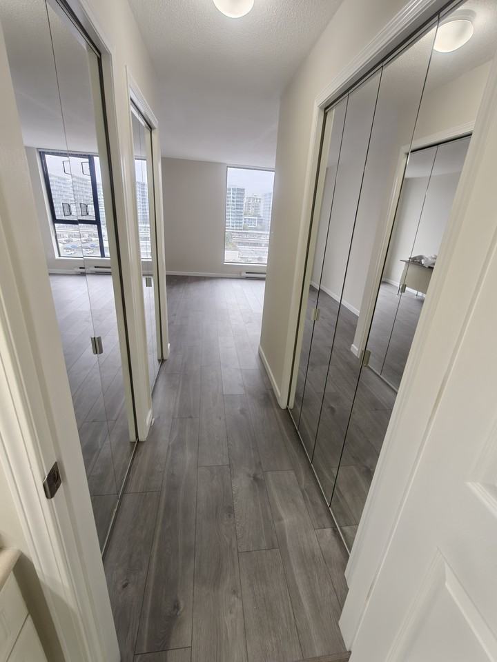 6088 Minoru Boulevard #904 - Photo 5 of 33