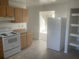 featured image of 209 E Center St #209