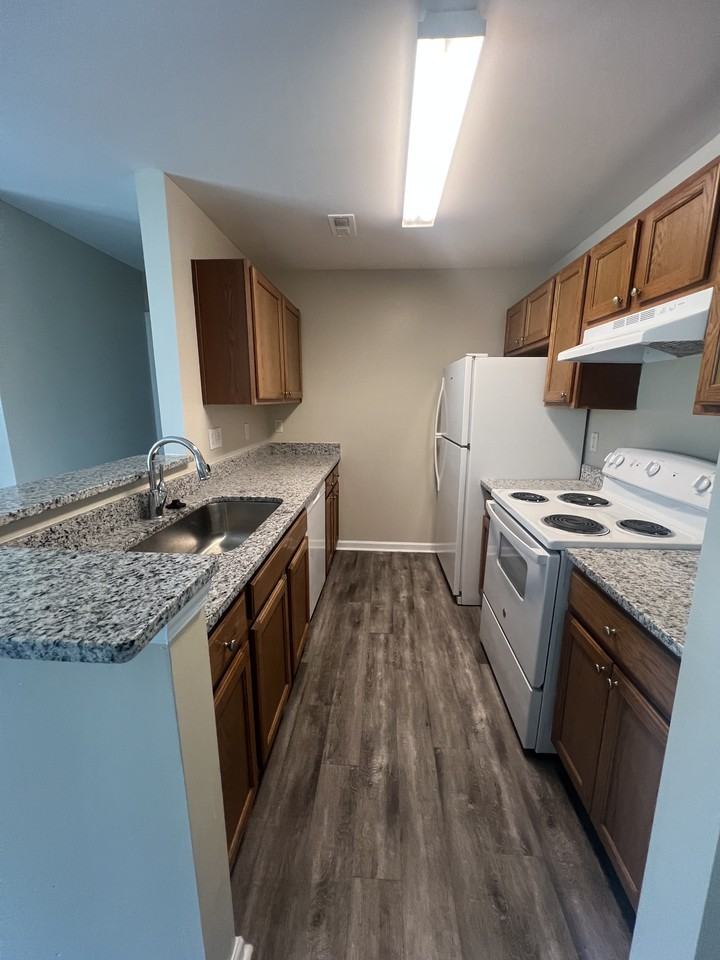 8020 Tremaine Ct #1 - Photo 5 of 11