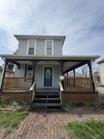 featured image of 1323 Lake Dr #1