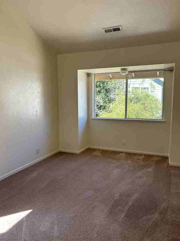 126 Walti St #126 - Photo 7 of 14