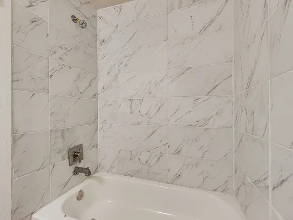165 Eisenhower Blvd121722 #1 - Photo 7 of 17