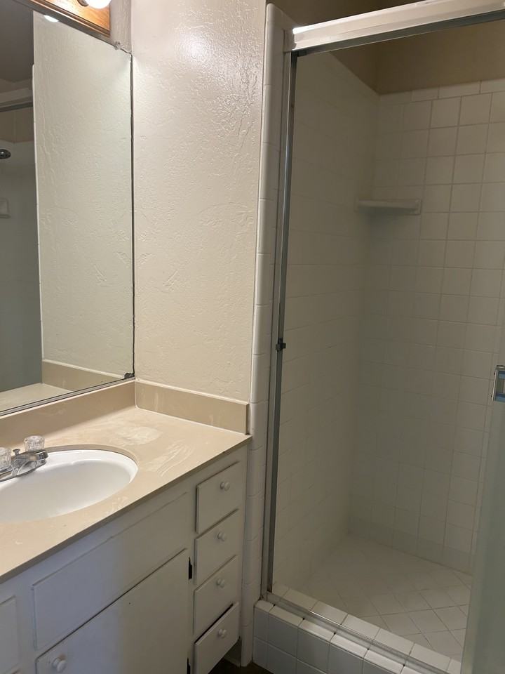 158 Castillion Ter #1 - Photo 6 of 7