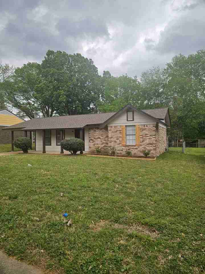 6620 Forestgate Rd - Photo 2 of 24