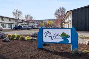 featured image of 940 Nw 2nd St