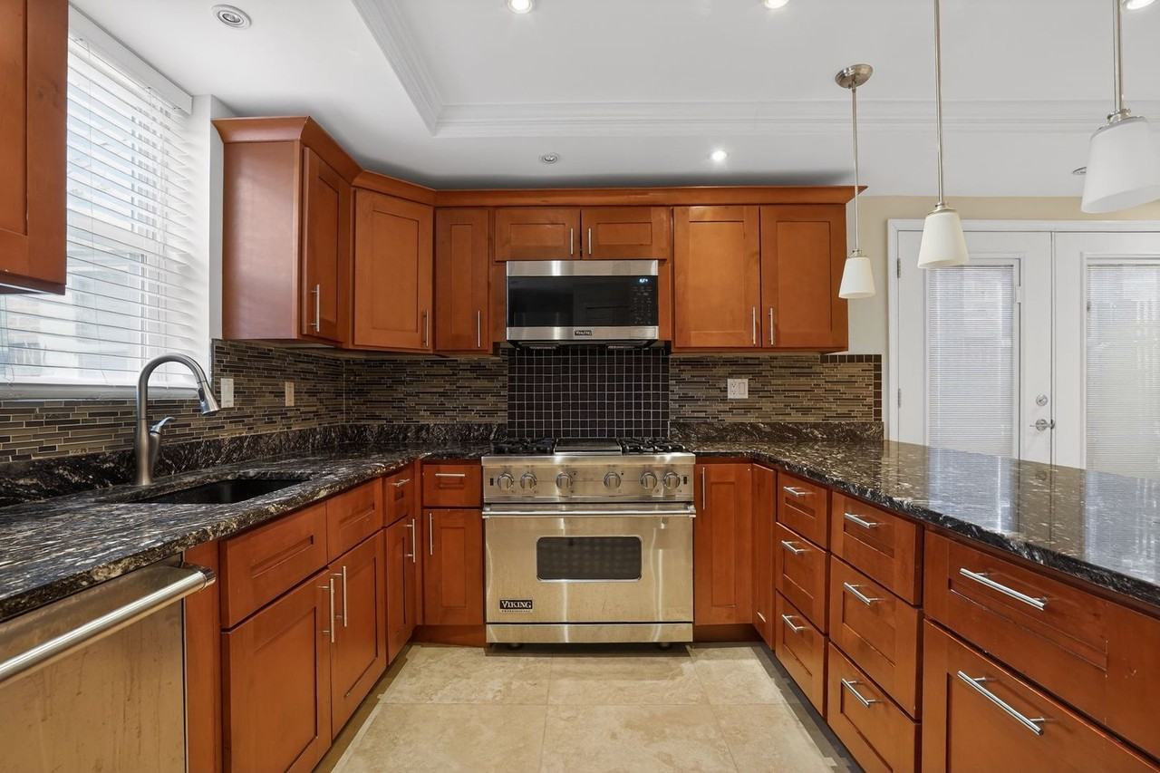 226 N Patrick St #1 - Photo 2 of 16