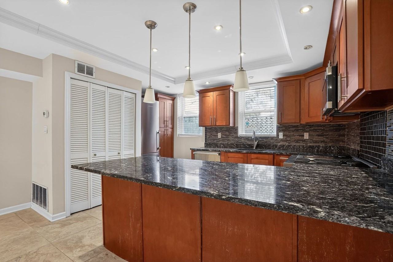 226 N Patrick St #1 - Photo 6 of 16