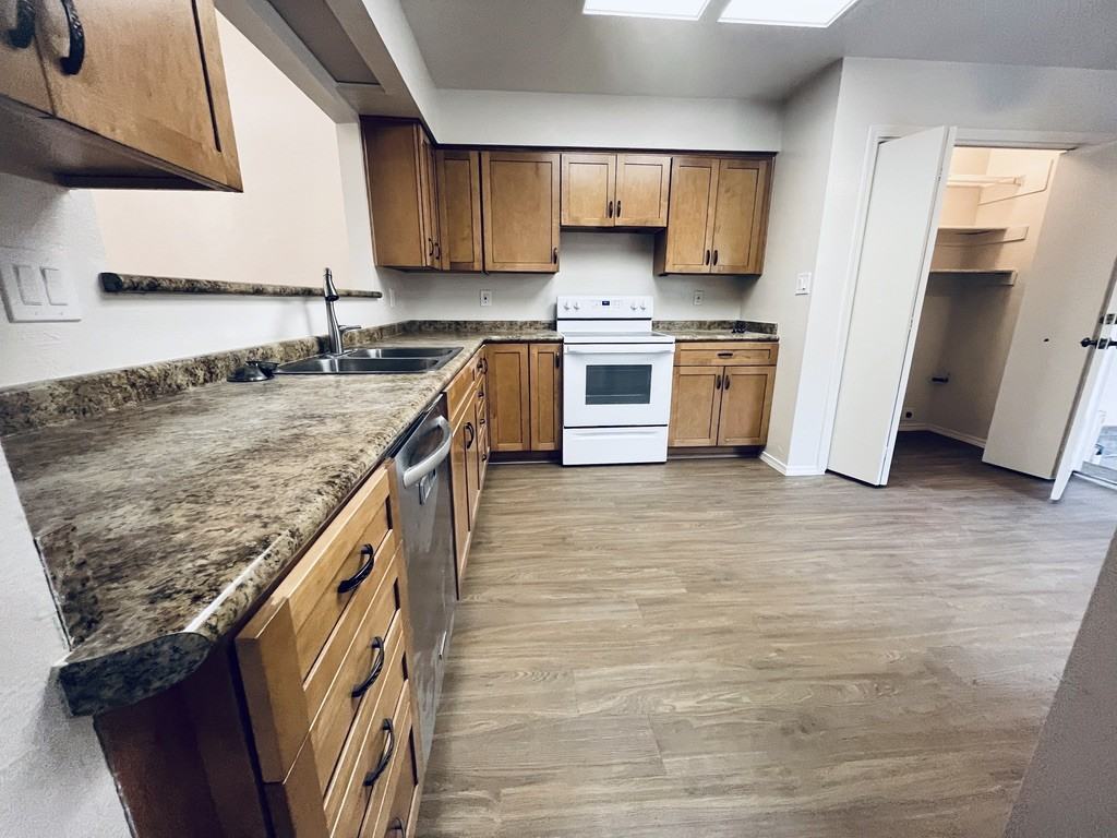 10333 Camino Del Oso Ne #1 - Photo 4 of 20