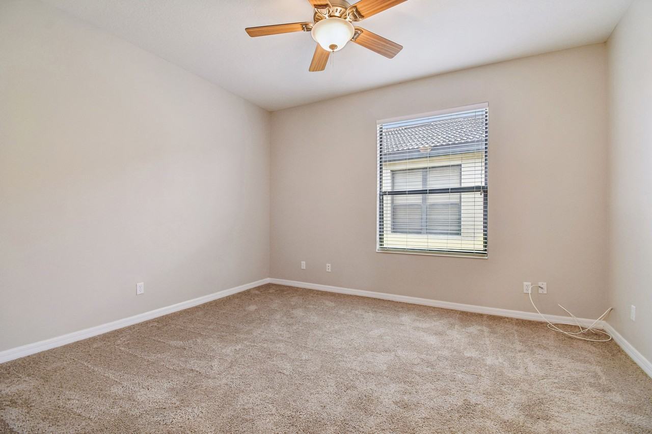 127 Silver Falls Dr #1 - Photo 5 of 12