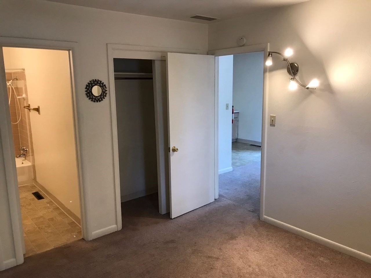 2915 Wood Ave - Photo 7 of 18