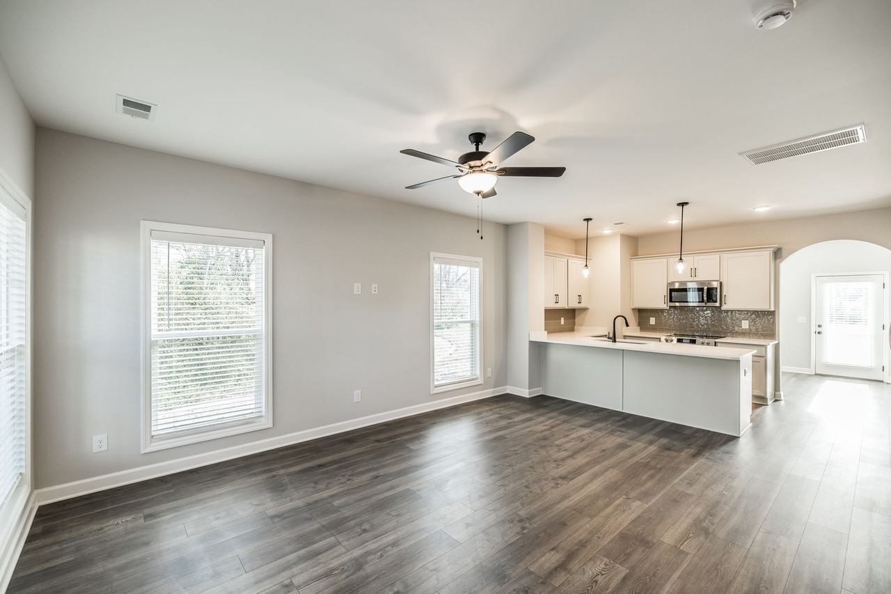 554 Tappan Lane - 1 #1 - Photo 7 of 28