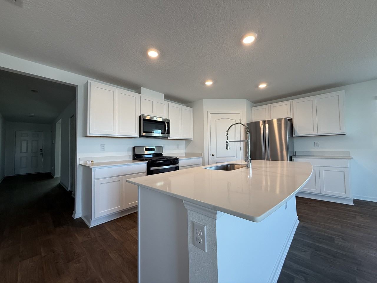 350 Ardila Cir #1 - Photo 2 of 33