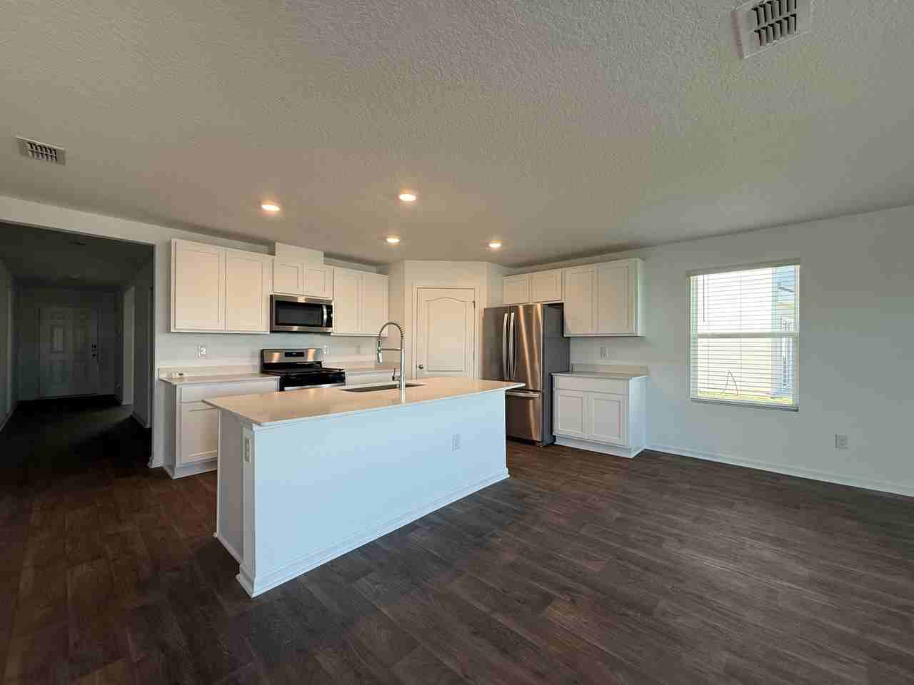 350 Ardila Cir #1 - Photo 4 of 33