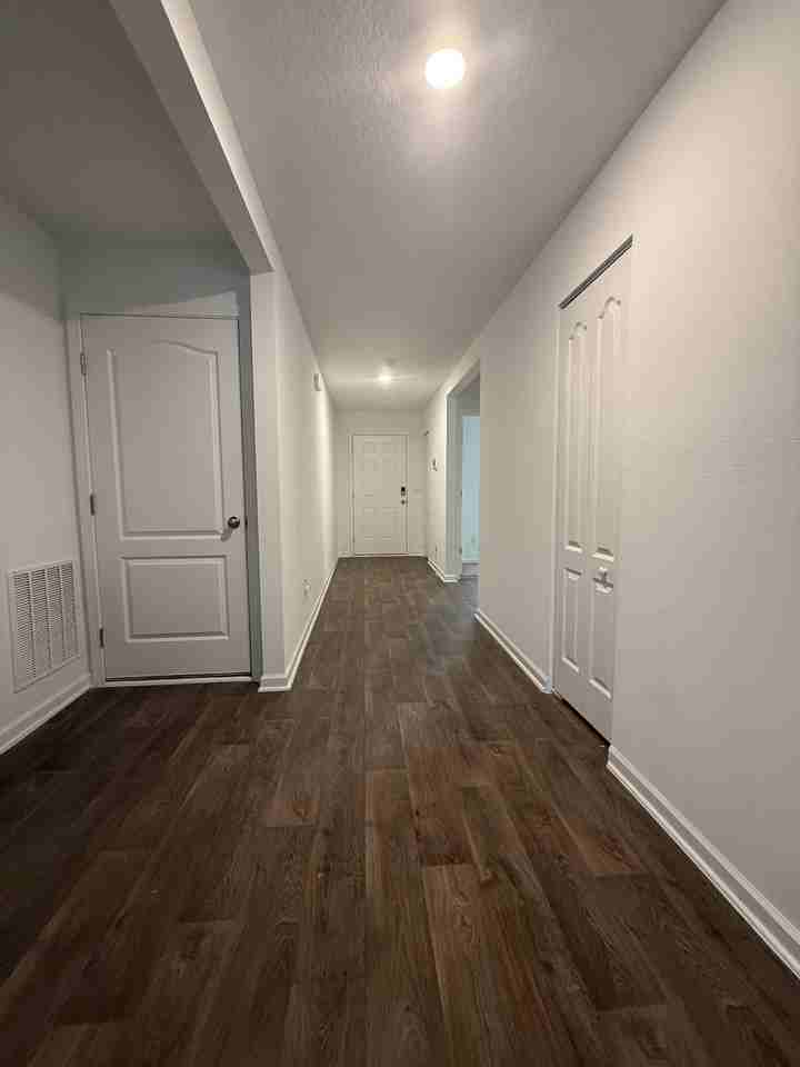 350 Ardila Cir #1 - Photo 5 of 33