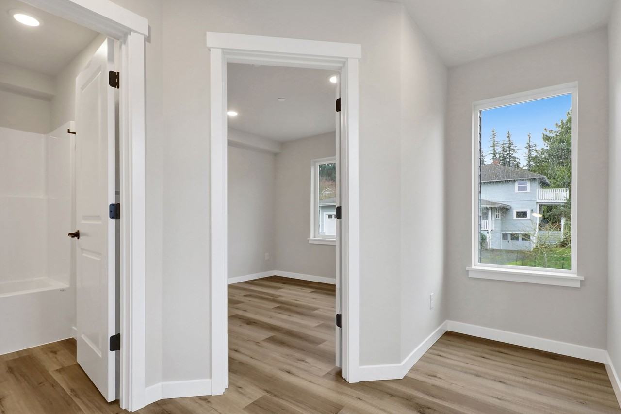 Nevada Heights - Photo 6 of 13