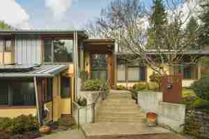 featured image of 9310 Sw 8th Dr #A