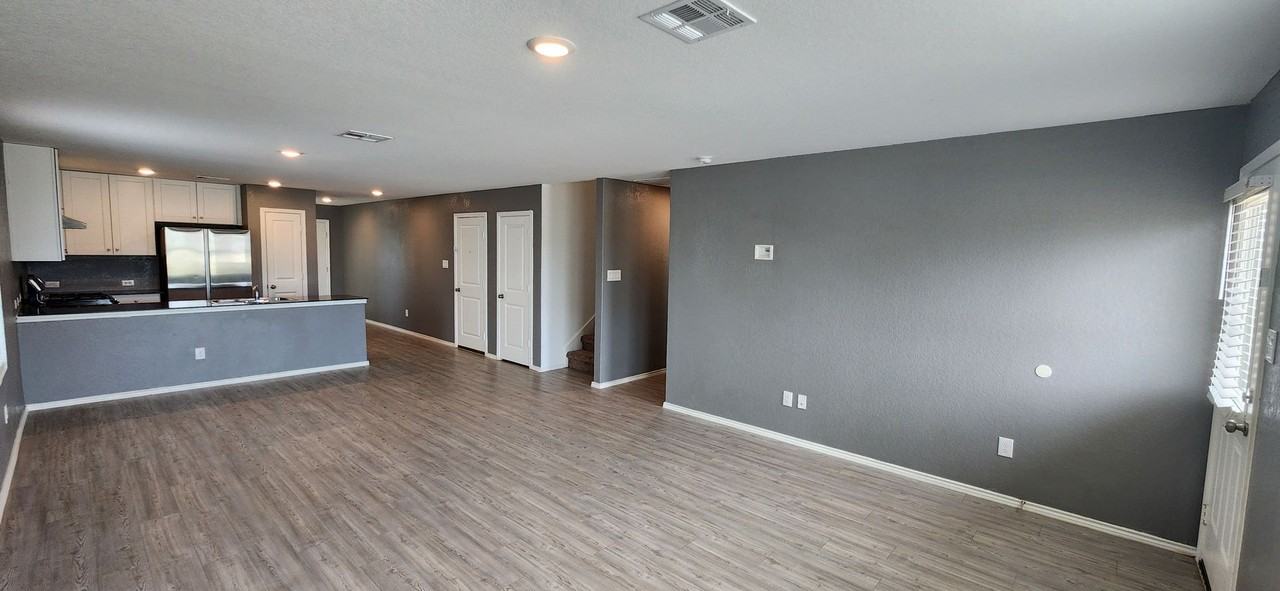 6013 Companion Loop - Photo 6 of 50