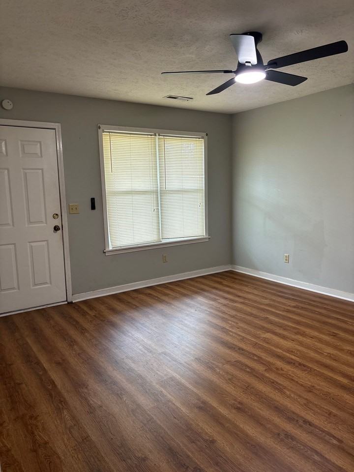 407 S Washington Ave #1 - Photo 4 of 7