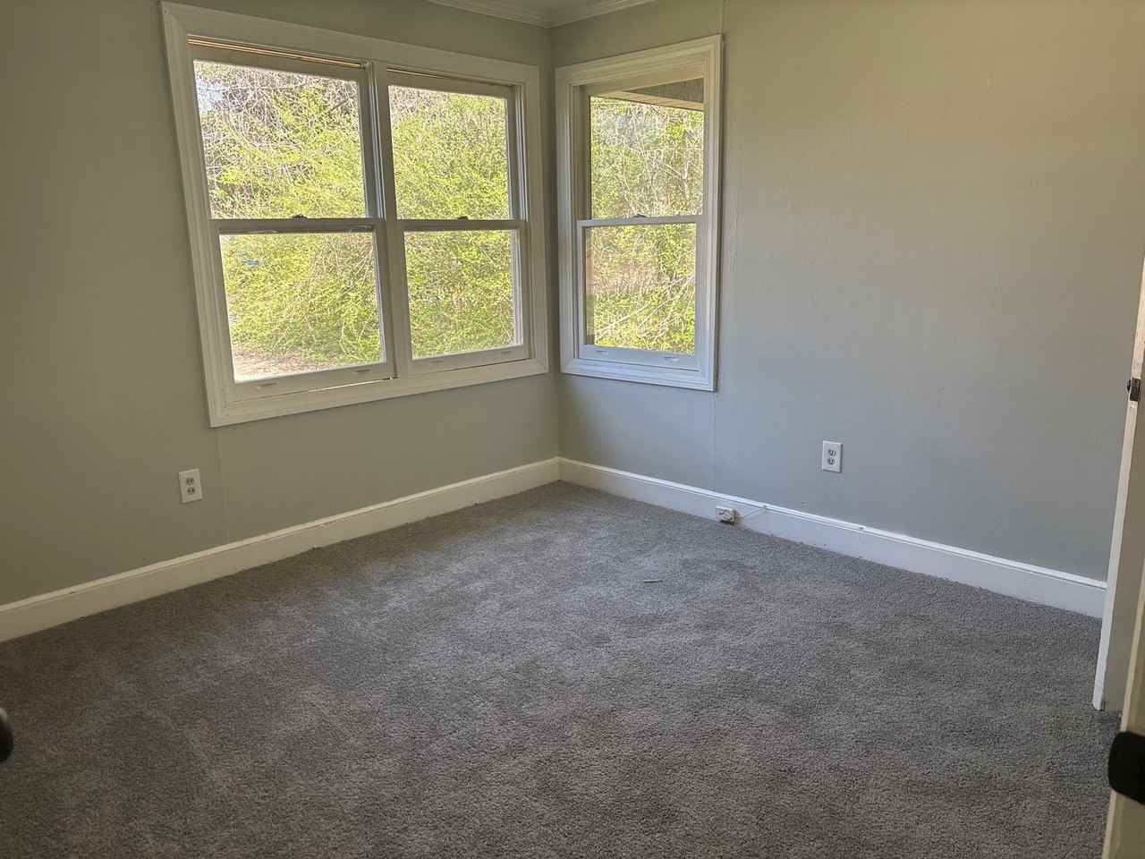 1108 Warren St #1 - Photo 6 of 10